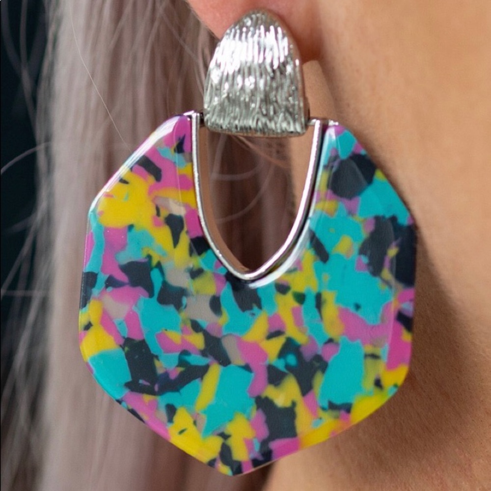 PAPARAZZI ACRYLIC EARRINGS